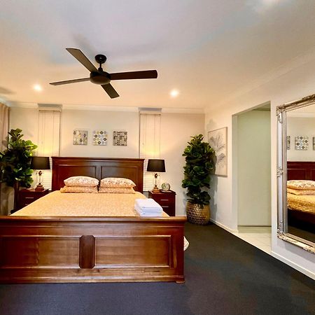 Spacious Hideaway Retreat, Brookfield, Бризбейн Екстериор снимка