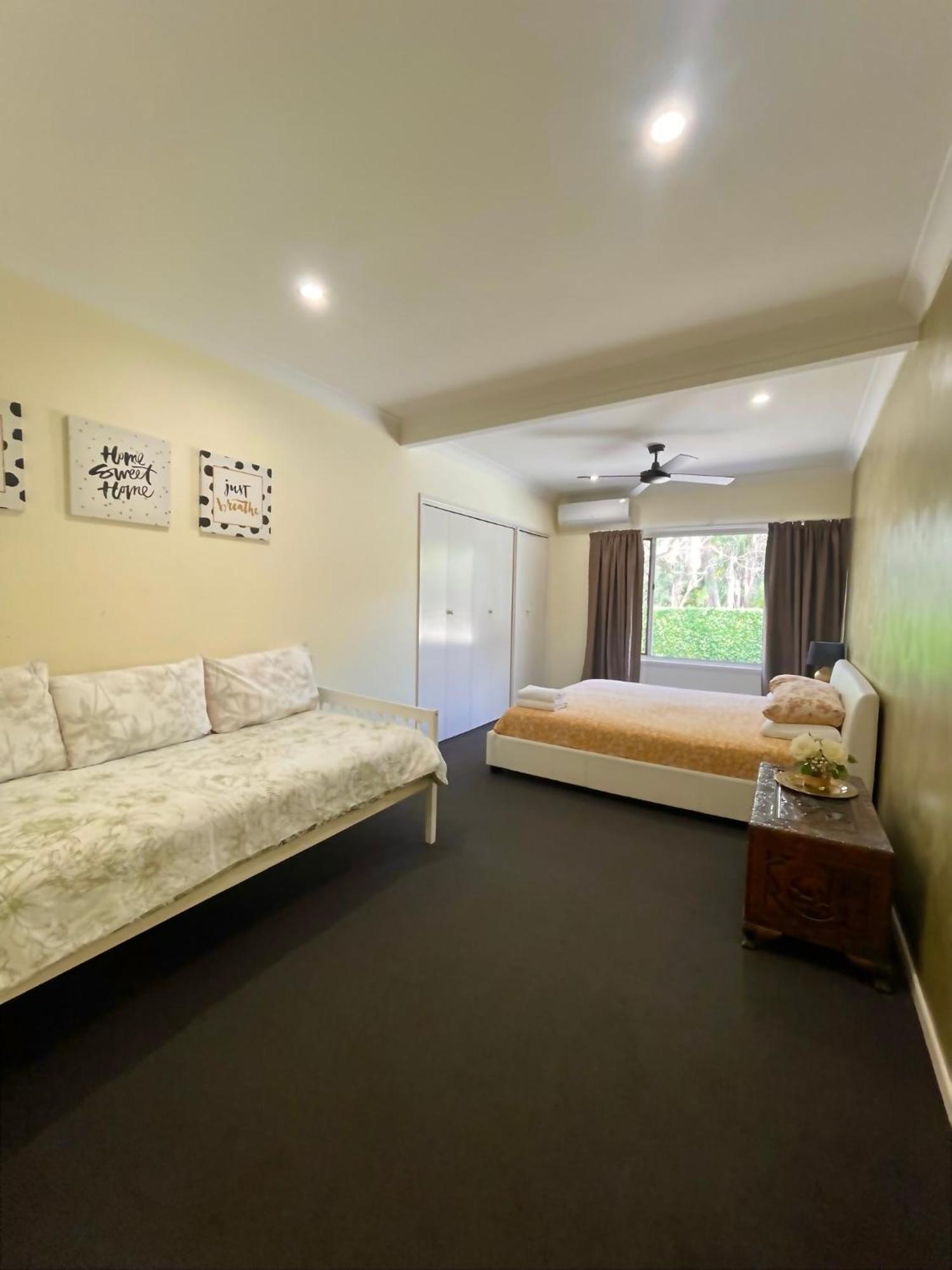 Spacious Hideaway Retreat, Brookfield, Бризбейн Екстериор снимка